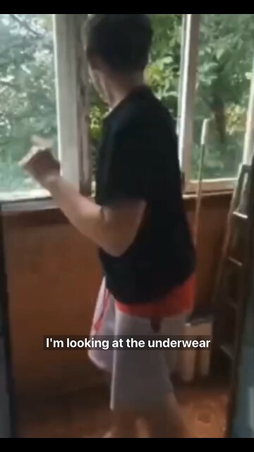 Gas cylinder explodes in apartment