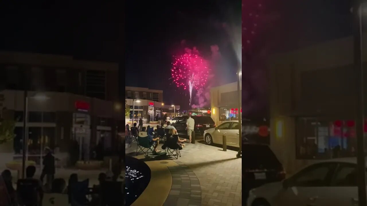 🇺🇸另一段庆祝独立日的焰火和人群😁