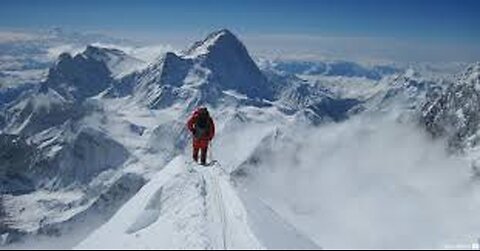 What happens to your body at the top of Mount Everest