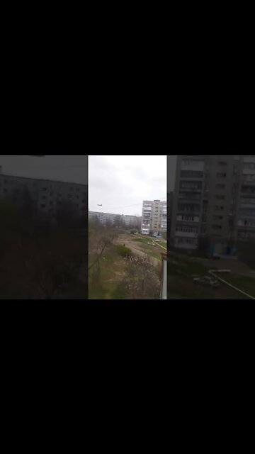 🇷🇺 Su-34 Fighter-Bombers Over The Roofs Of High-Rise Buildings In Donetsk!