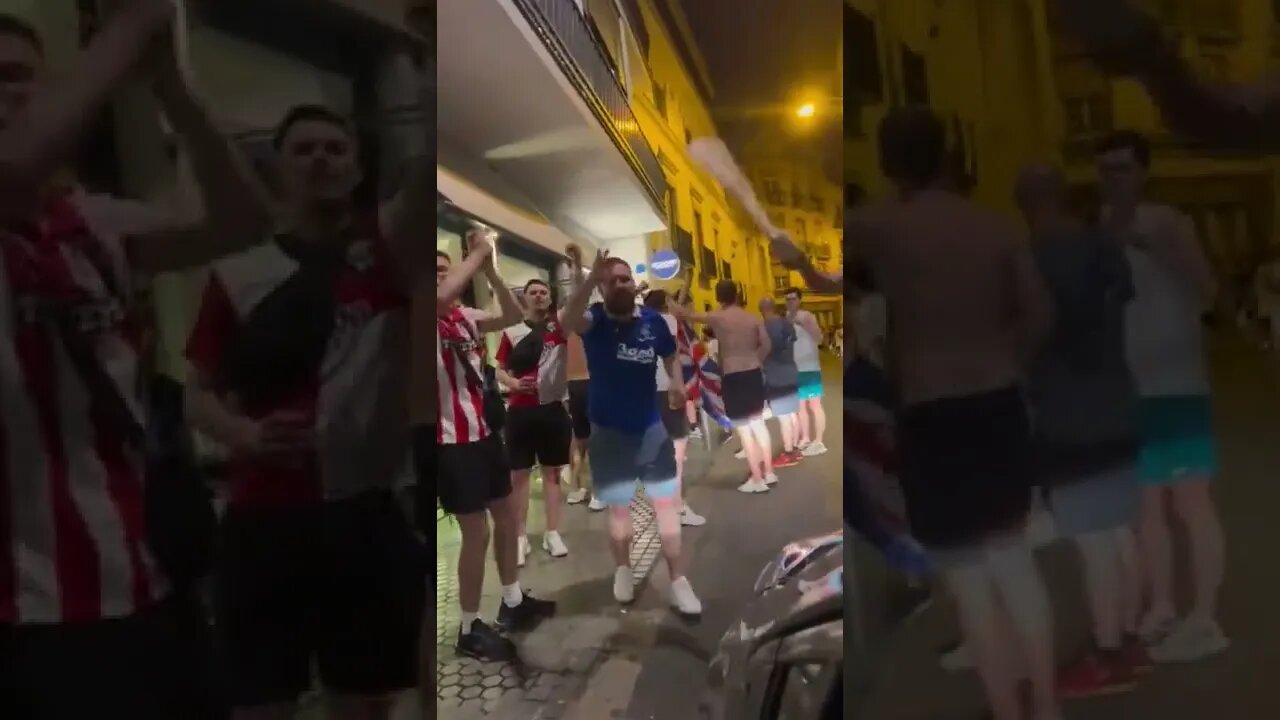 Rangers fans in Sevilla avond voor de Europa League finale Eintracht Frankfurt - Glasgow Rangers