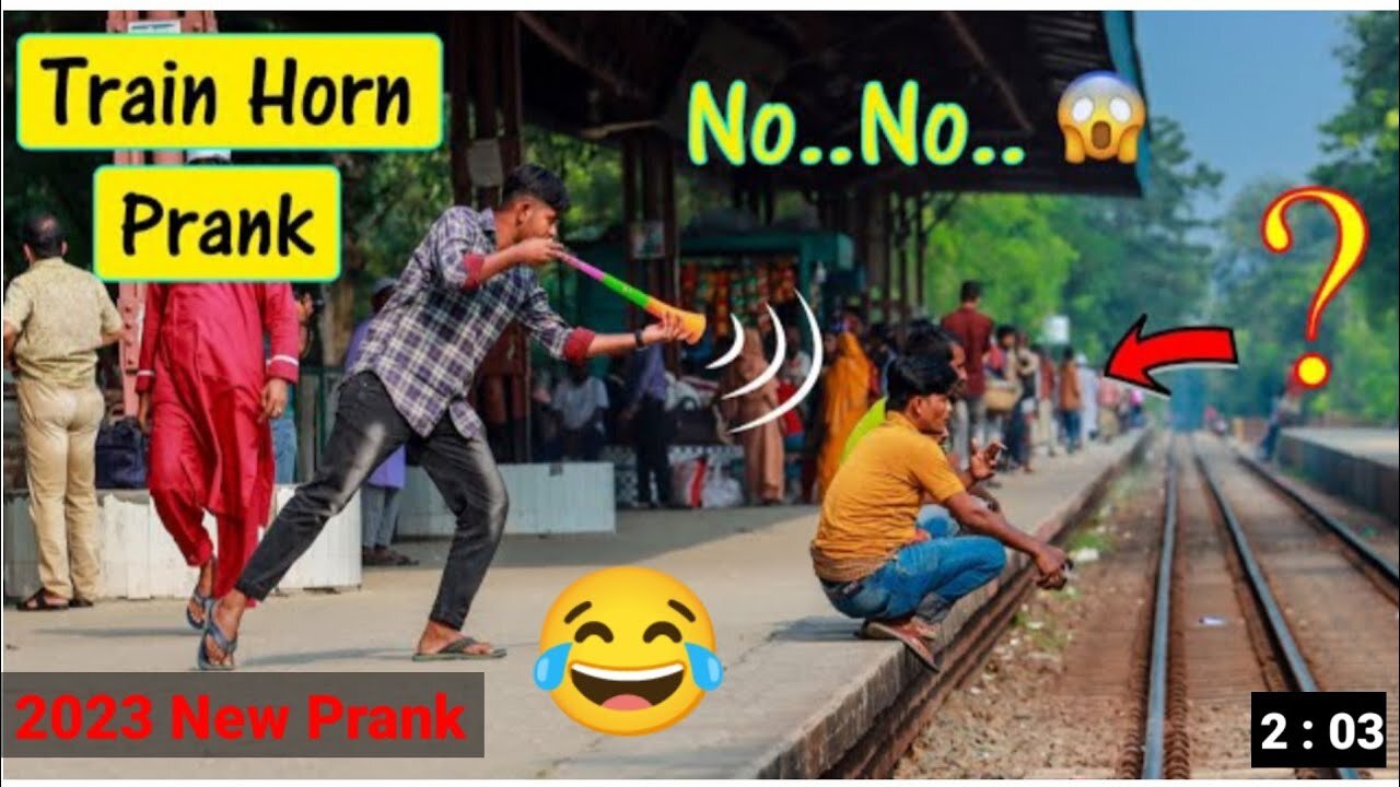 Viral train horn prank Funny Video 🤣 2023 Funny Prank Video#trendingvideo