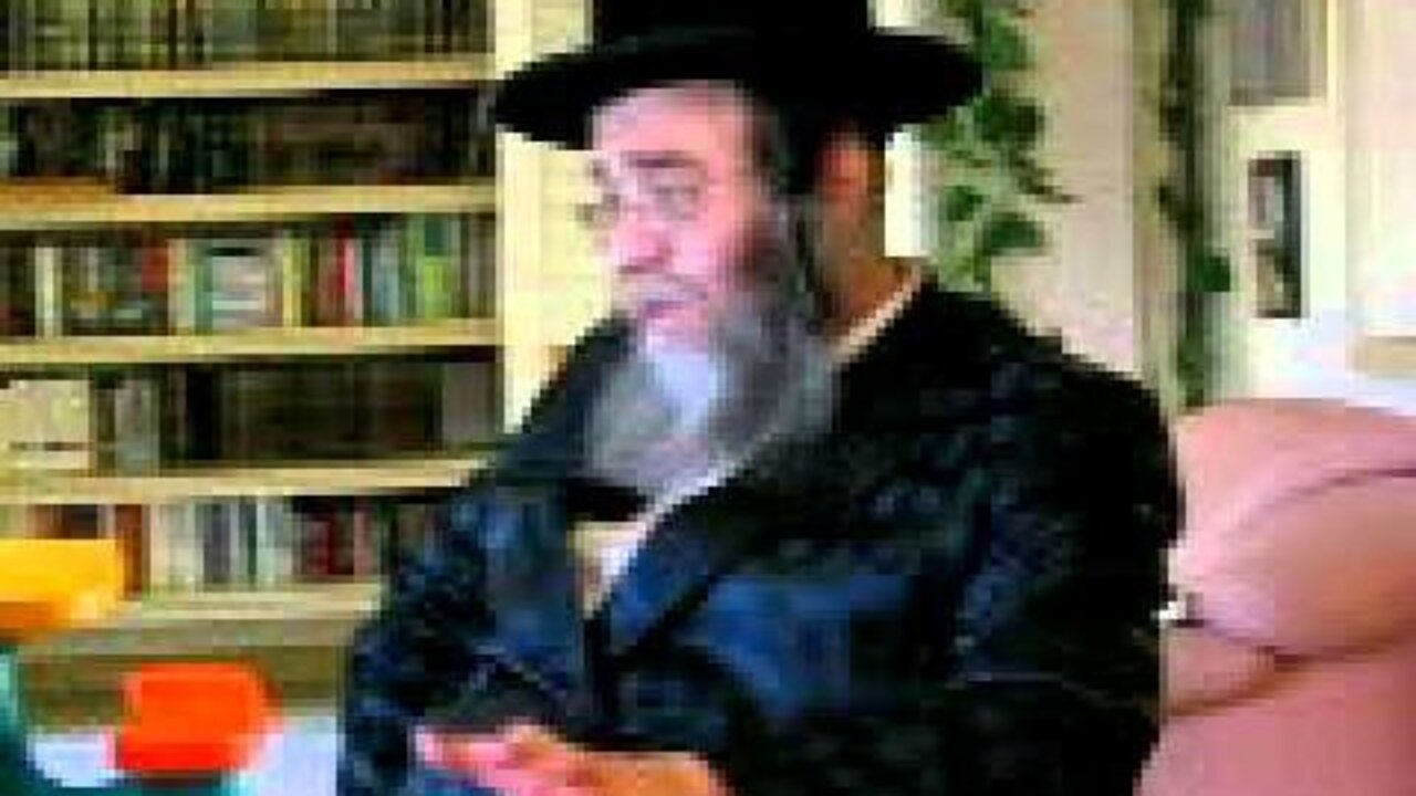 Shidlovtzer Rebbe with Dr. Chaim Dromis