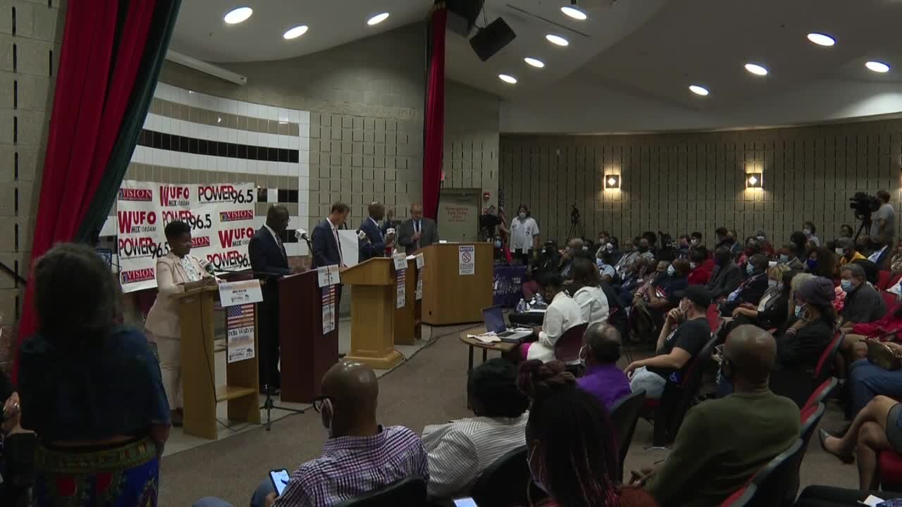 India Walton, Mayor Brown answer questions at Buffalo Mayoral Debate