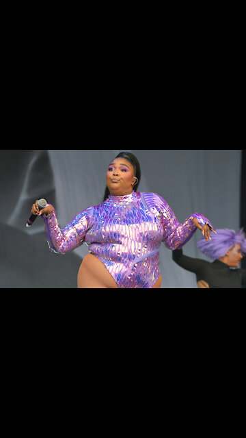 Lizzo Is Setting Up A Joke At Her Own Expense