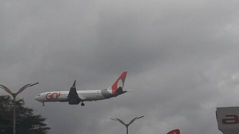 Boeing 737 MAX 8 PR-XMC llega hacia Manaus desde Fortaleza (20/07/2021)