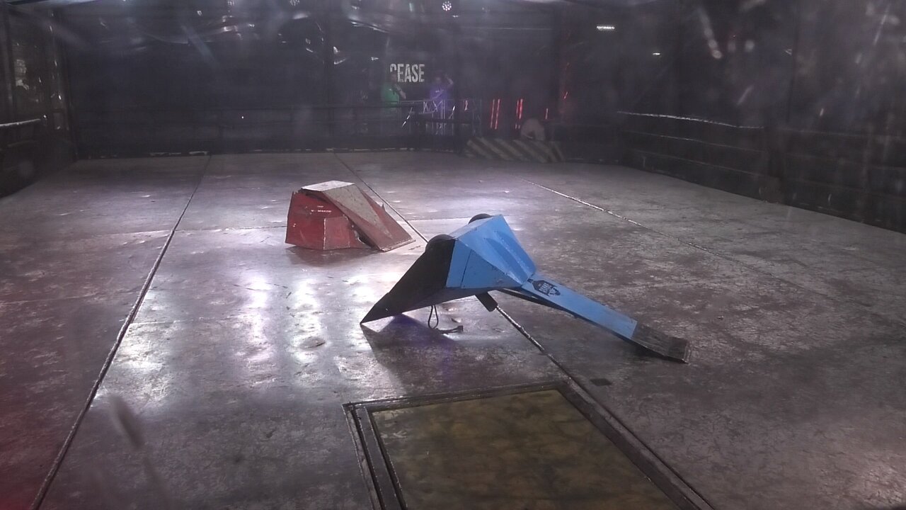 Extreme Robots Guilford 2023: Saint & Ripper VI Vs Troublemaker & Manta