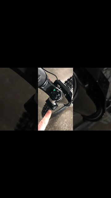 Se liga na tecnologia da suspensão! RockShox Flight Attendant #pedaleirobrasileiro