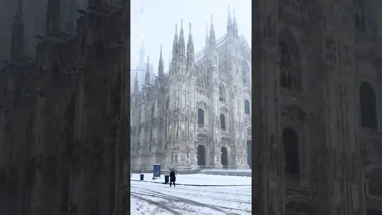 Is this your first time seeing Milan blanketed in snow? #travel #shorts #winter