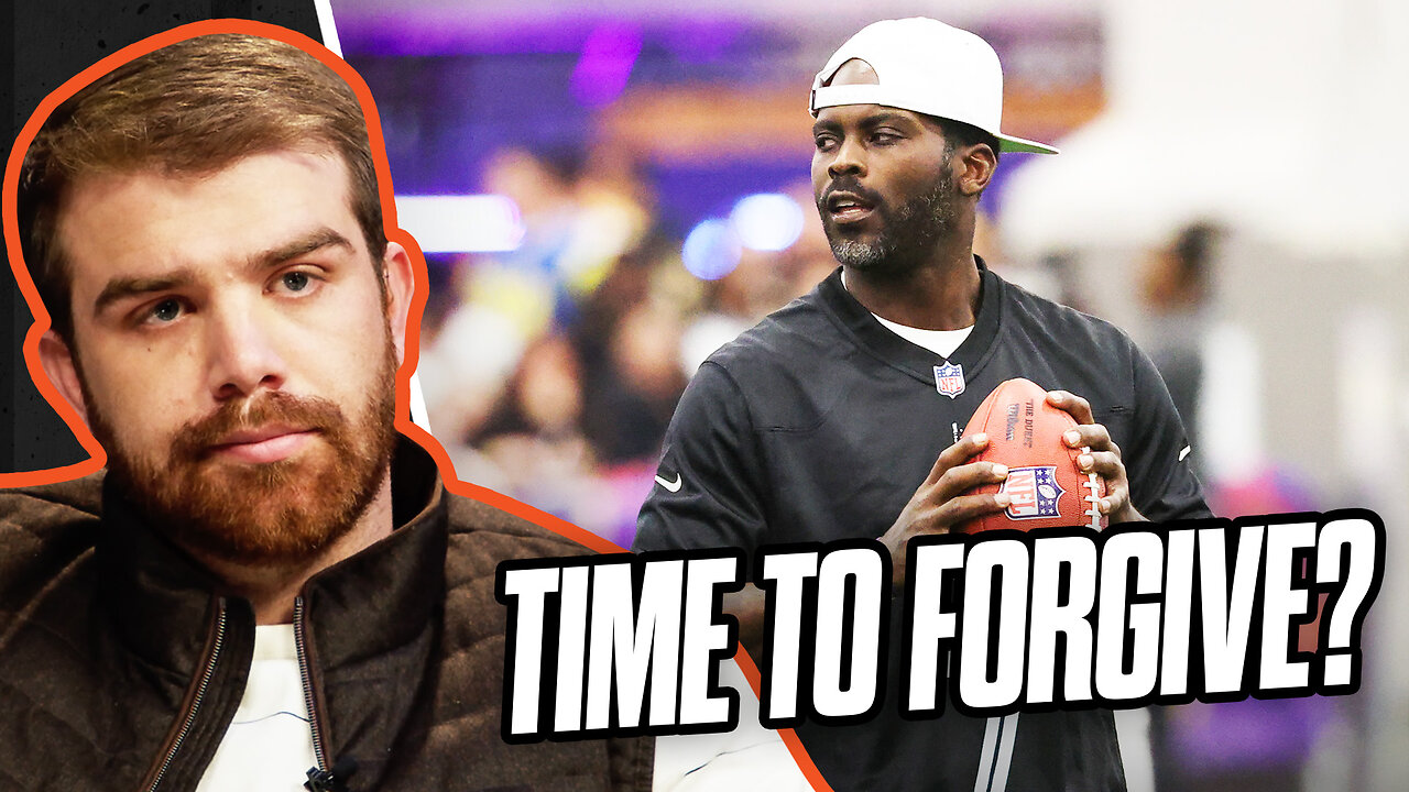 Should College Football Fans FORGIVE Michael Vick?