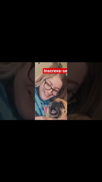 Cachorro gritando igual gente kkkkk