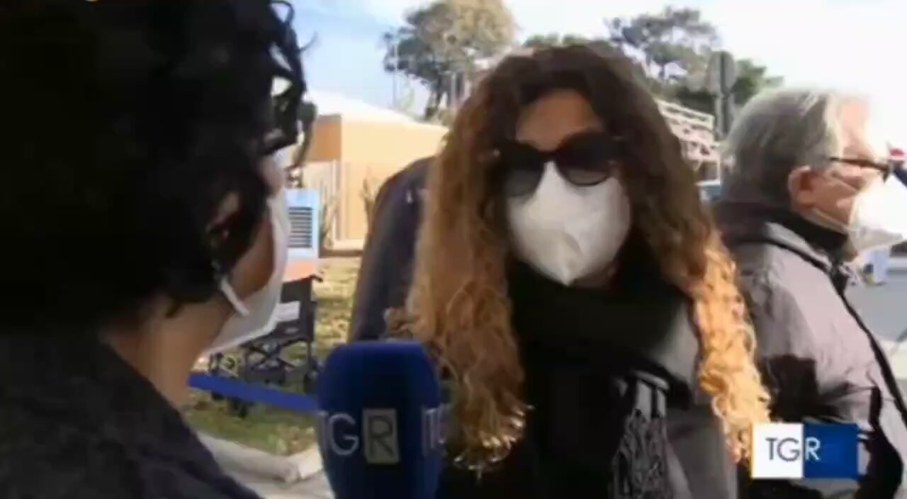 Sardegna - pecore alla riscossa🤦🏻♂️