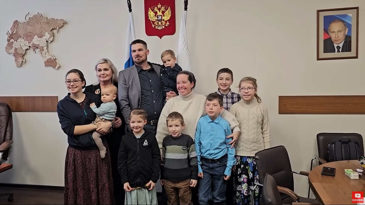 Canadian family with 8 children emigrated to Russia: First steps