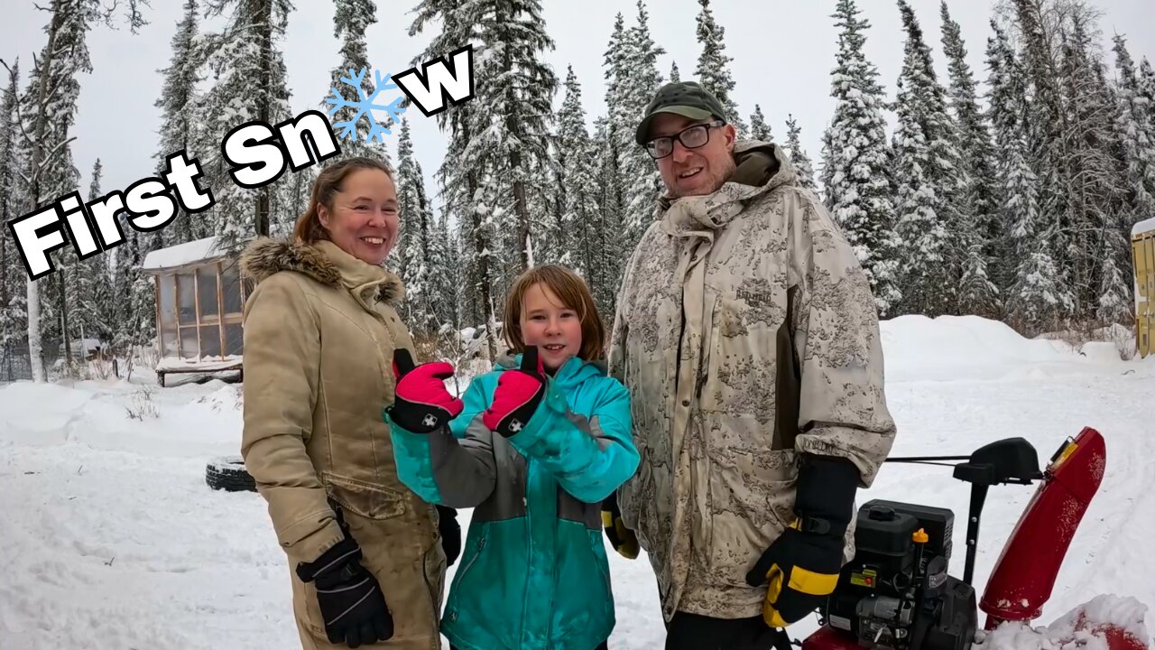 When Snow Hits an Off-Grid Homestead - First Storm of the Season