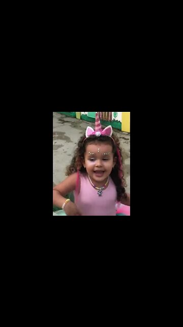 ME VESTI DE Unicórnio NO CARNAVAL - #shorts #linda #bebe