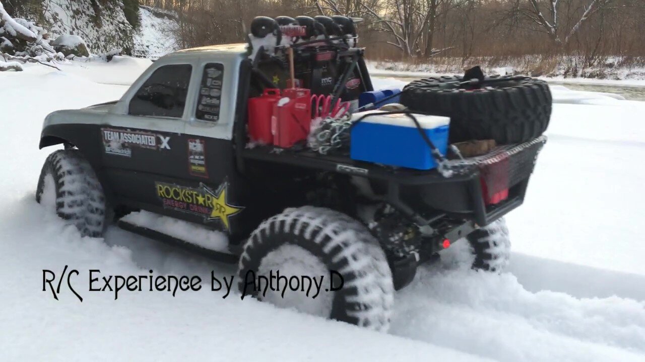 Driving through Deep Snow, R/C Axial Trail Honcho