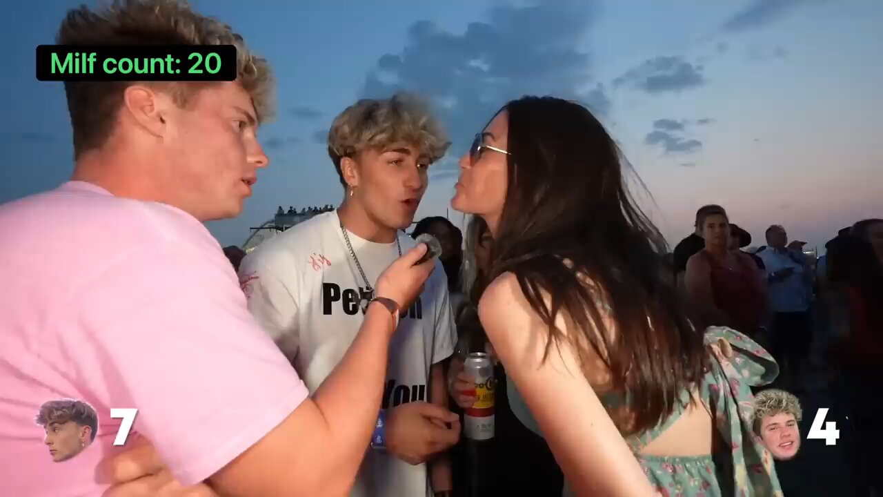 10 Minutes of Kissing moms(720P_HD)