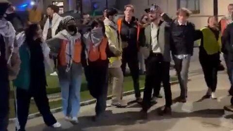 Students At Yale Preventing Another Jewish Student From Entering