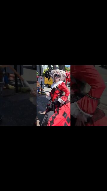 Harley Quinn Victorian Cosplay Comic Con