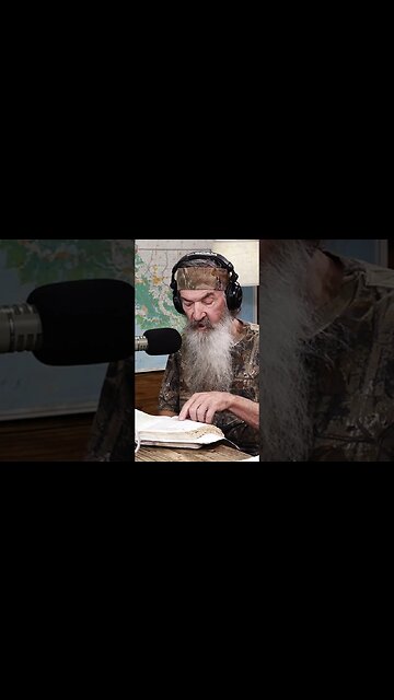 Phil Robertson: Live at Peace with Everyone, if It's Possible!