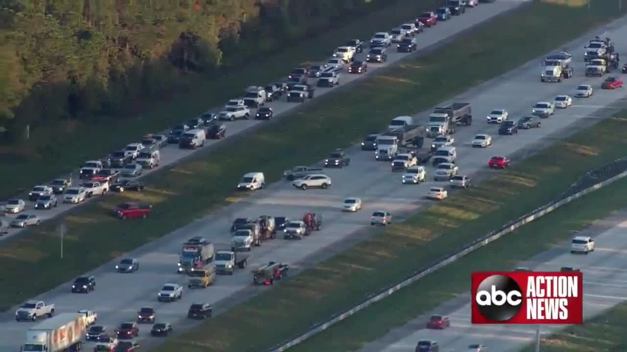 Drivers turn around and go the wrong way after I-75 Crash