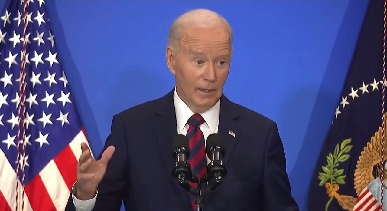 Biden Gets Confused As His Teleprompter Shuts Off