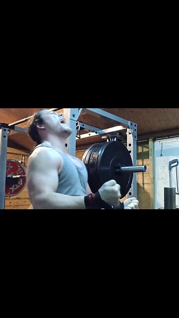 Super Easy 170 Kgs Squat Triple!