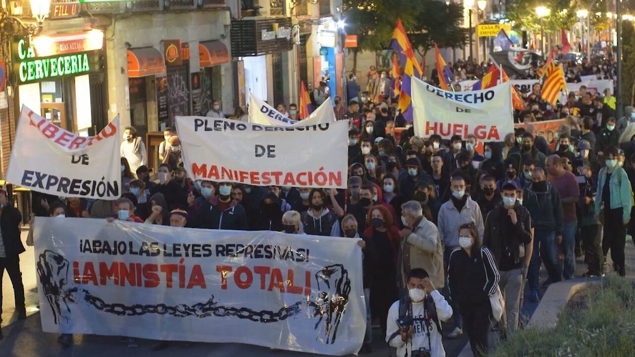 Spain: Hundreds of left-wing protesters march in Madrid against political repression - 16.10.2021