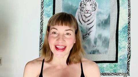 Intro of me! Bronwyn. Why I started this YouTube channel @beyourownheronow