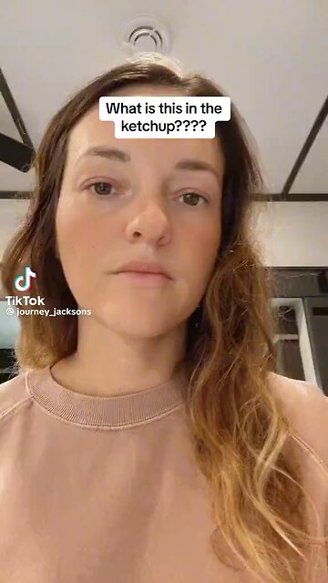 LOOK WHAT SHE FOUND IN A KETCHUP BOTTLE!