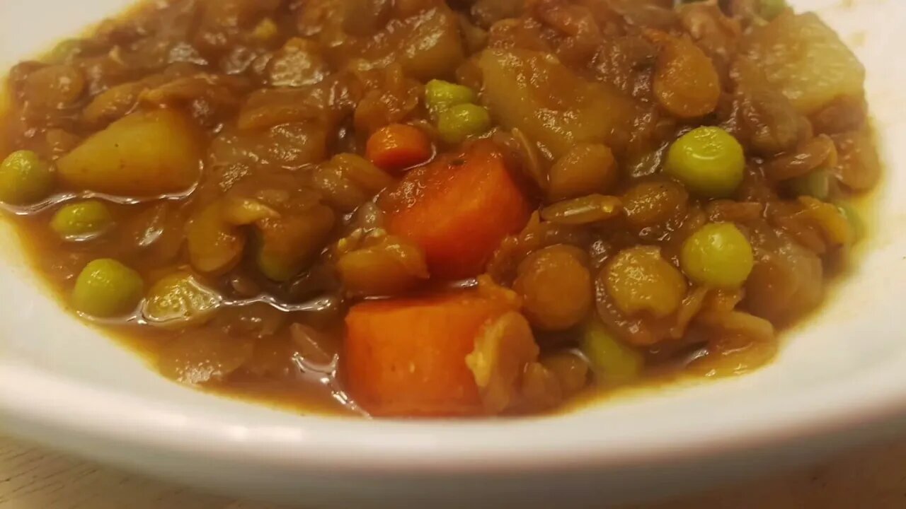 Hearty Lentil Potato Stew - Amazing for cold/flu season
