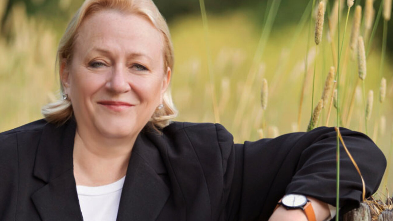 INTERVIEW Catherine Austin Fitts: This is a Slave System Orchestrated by Central Banks