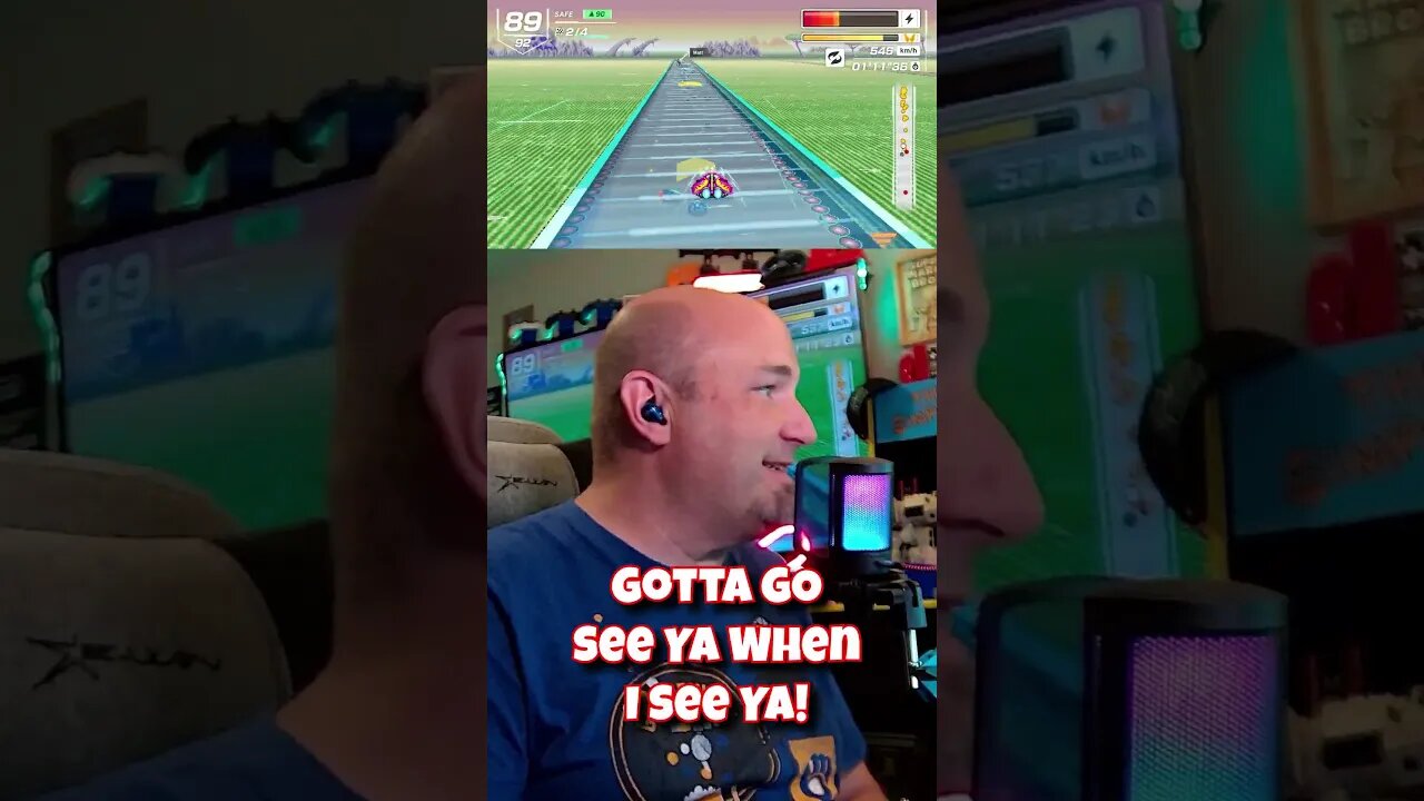 This is SO CRAZY AND INTENSE!! OUR FIRST F-Zero 99 Race!