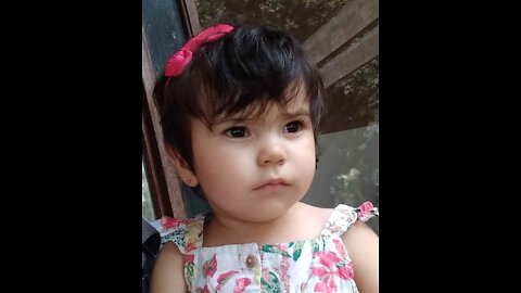 Isabellita comunica amor hasta cuando duerme.