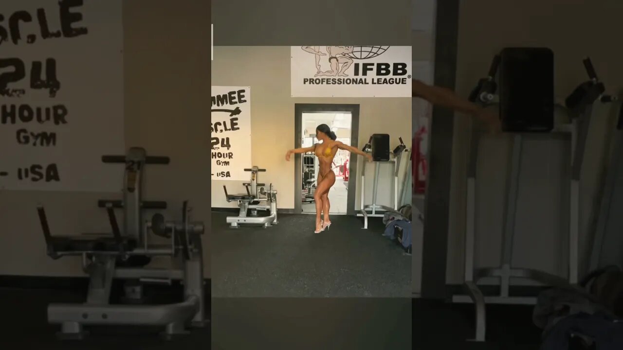 Female bodybuilder Yarishna💞 after workout #bodybuilding #gymlife#workout #shorts #femalebodybuilder
