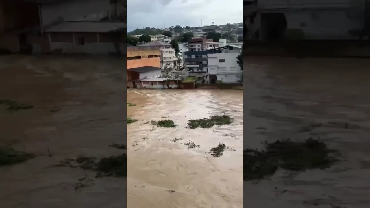 Rio Transbordou em Nova Venécia