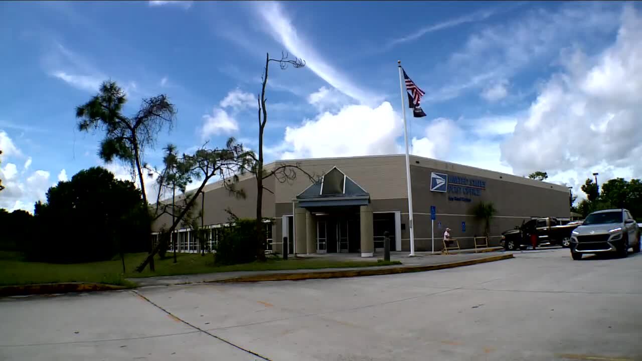 Boynton Beach man loses thousands after mailing check at post office