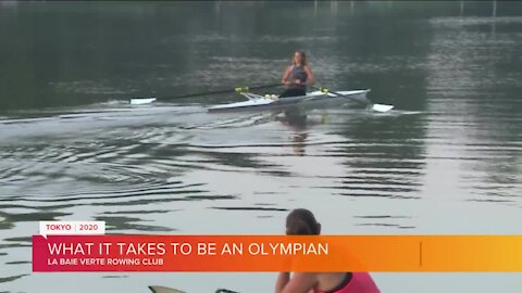 Local rowing club shares tips during their Friday practice