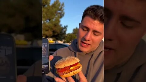PARERE BURGER - REALITATE VS RECLAMA #oguritamica #mancaciosul #mancare
