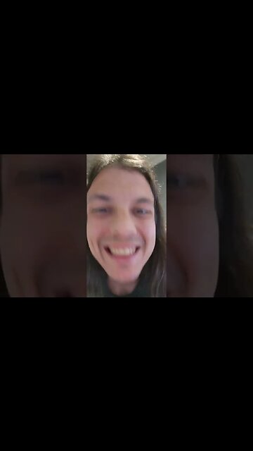 Here is @TheGlarer pissing himself live. @JrodOnPoint is too nice for these fools.