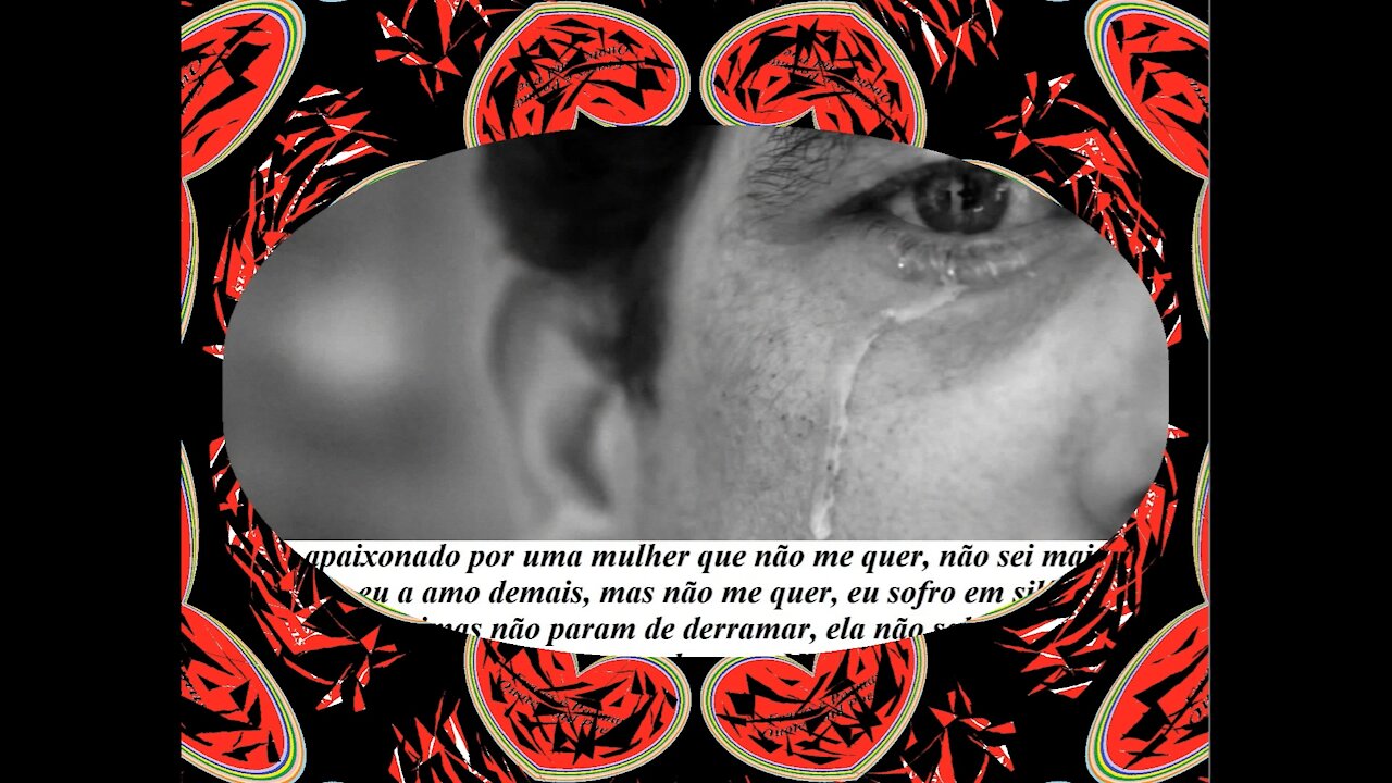 Estou apaixonado por uma mulher que não me quer, eu sofro em silêncio... [Frases e Poemas]