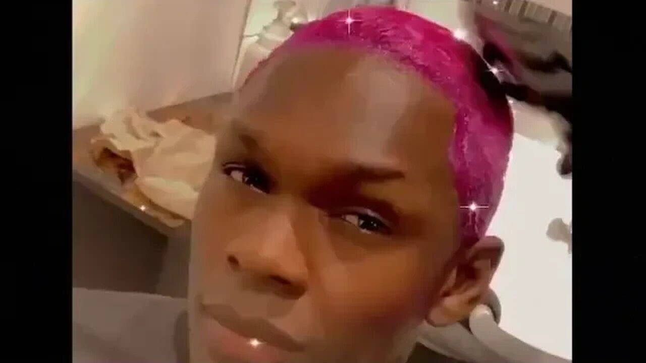 Israel Adesanya has a new hair colour stylebender goes barbie pink