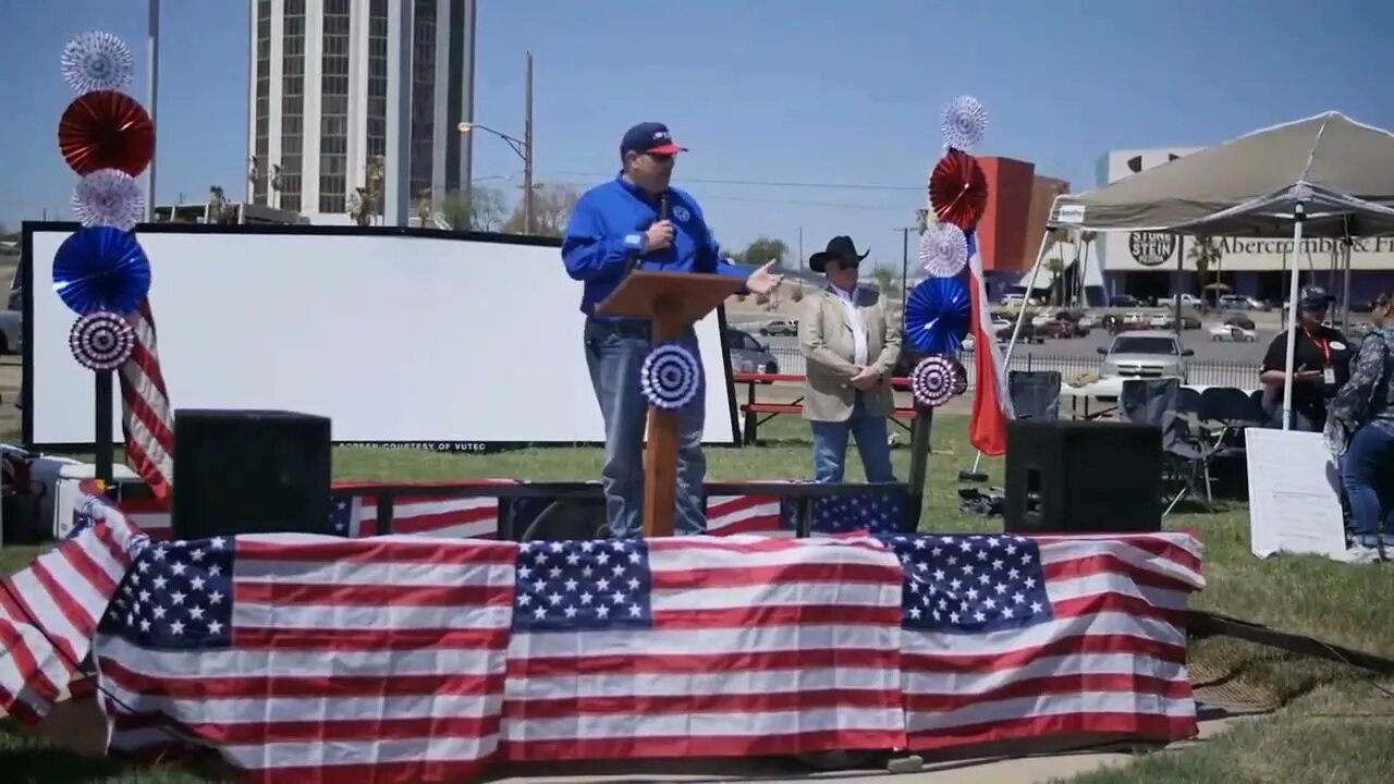 Daniel Miller Speaking At Border Rally in Laredo