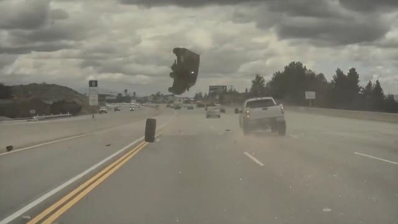 118 Freeway, eastbound. Going from Simi Valley to the San Fernando Valley