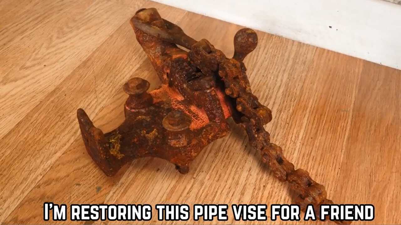 So Much Rust...Extremely Old Pipe Vise Restoration