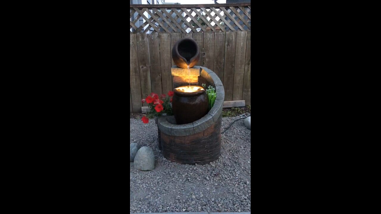 Rustic Outdoor Floor Cascading Water Fountain 🌴