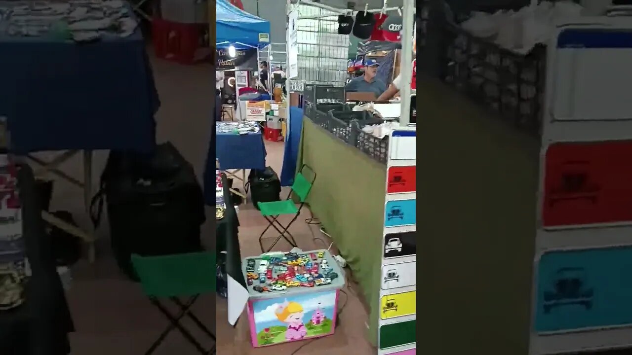 Peças de carros , canecas roupas ...