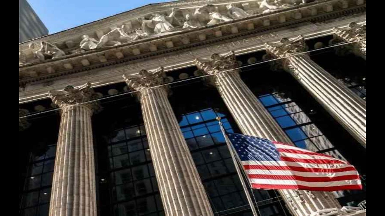 Wall Street Closes Sharply Higher on Fed Hikes