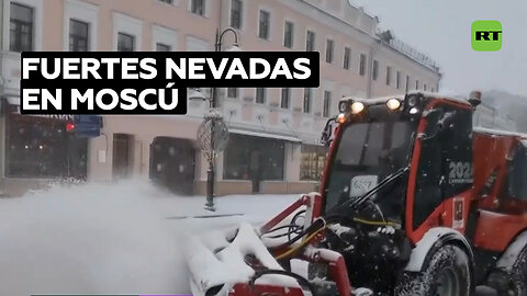 Moscú enfrenta fuertes nevadas mientras una ola de frío azota a otros territorios de Rusia