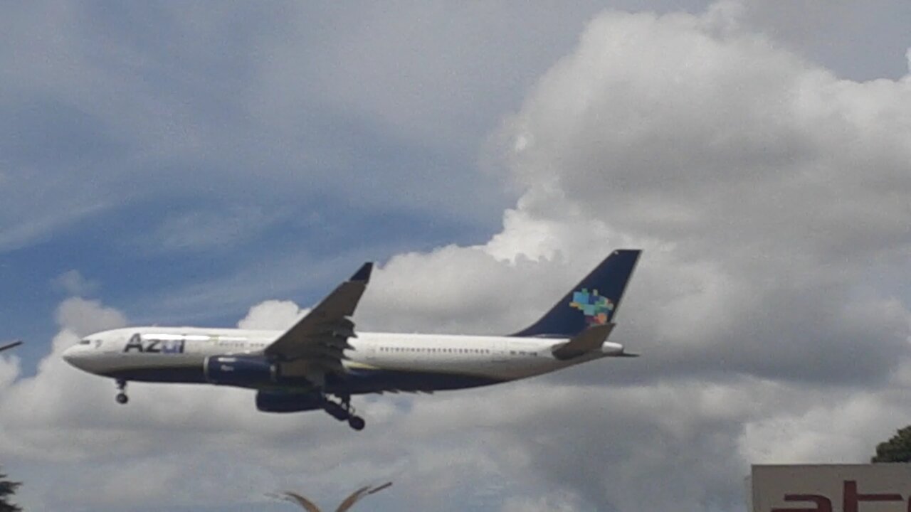 Airbus A330 PR-AIW na aproximação final antes de pousar em Manaus vindo de Campinas 21042021